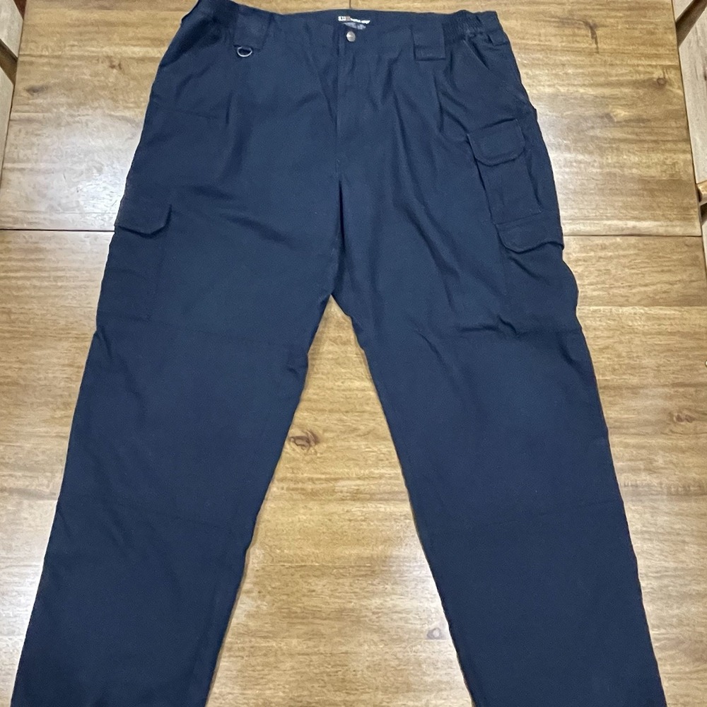 5.11 Tactical Series Cargo Pants Ripstop Multi-Pocket 42x30 Black Mens
